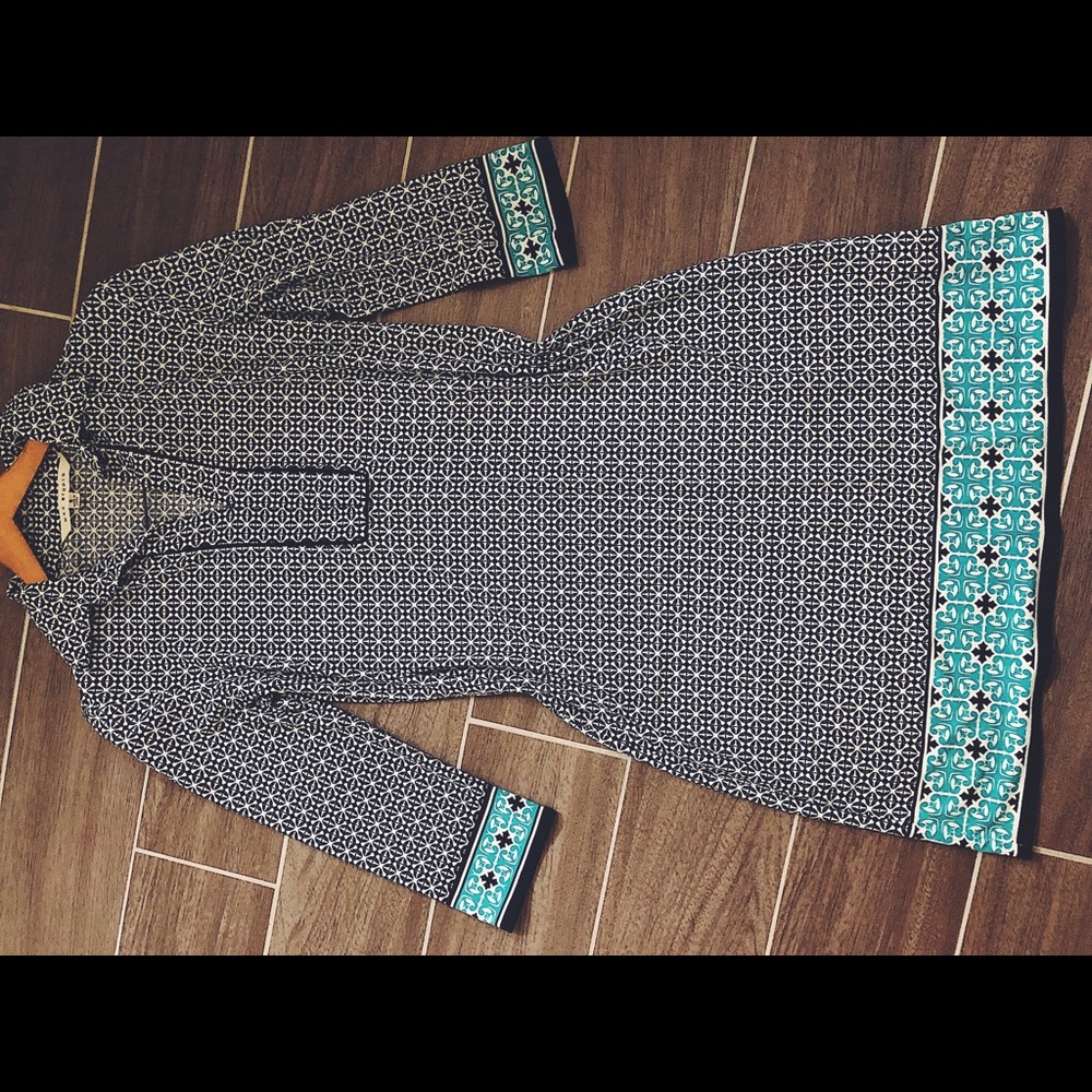 Collard printed dress